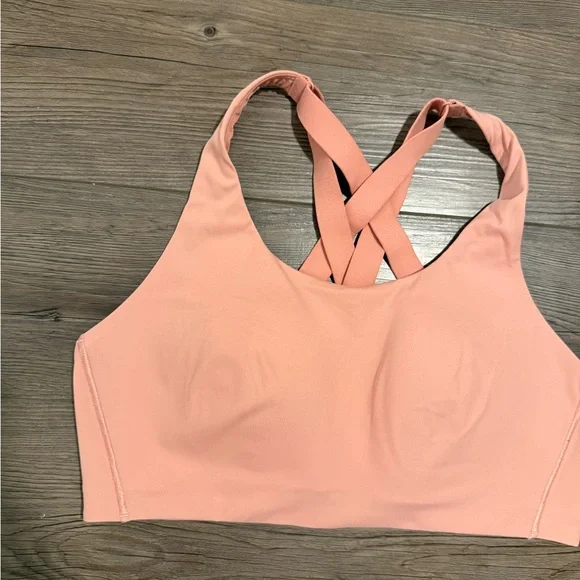 Energy Bra - Lululemon - Picture 5 of 6